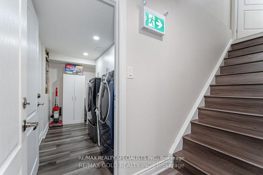 Photo 5 of 59 Eastway (Basement) Street E, Brampton, Gore Industrial North — HOMEH