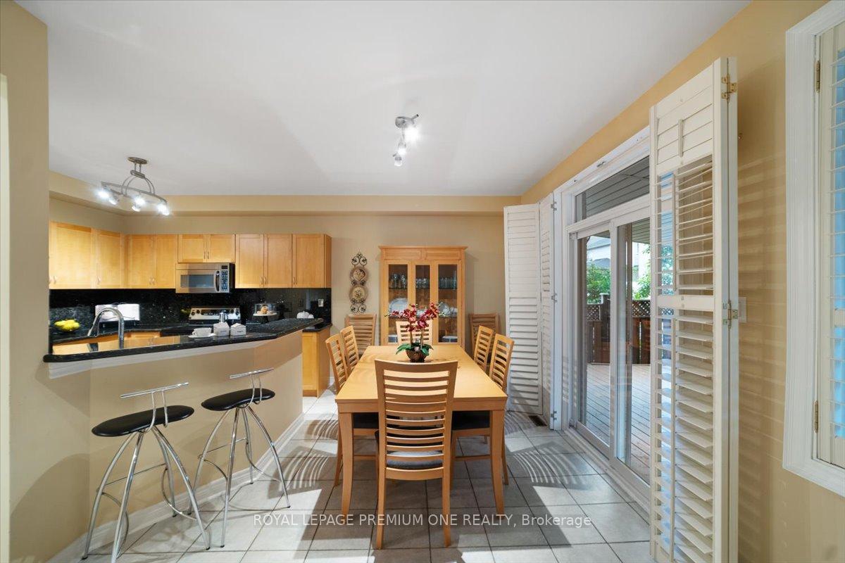 Photo 8 of 45 Forecastle Road, Vaughan, Patterson — HOMEH