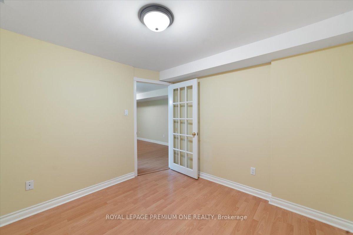 Photo 34 of 45 Forecastle Road, Vaughan, Patterson — HOMEH