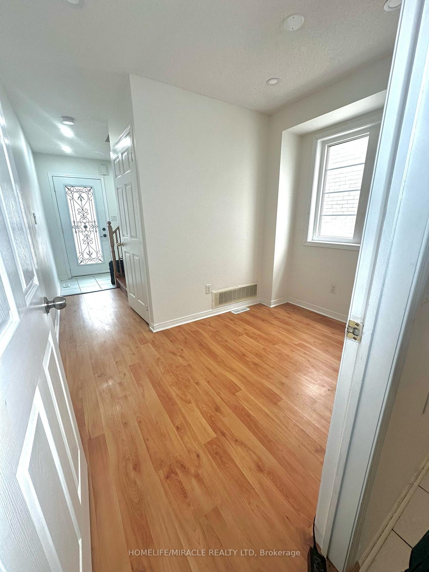 Photo 7 of 23 Webbford Street, Ajax, South West — HOMEH