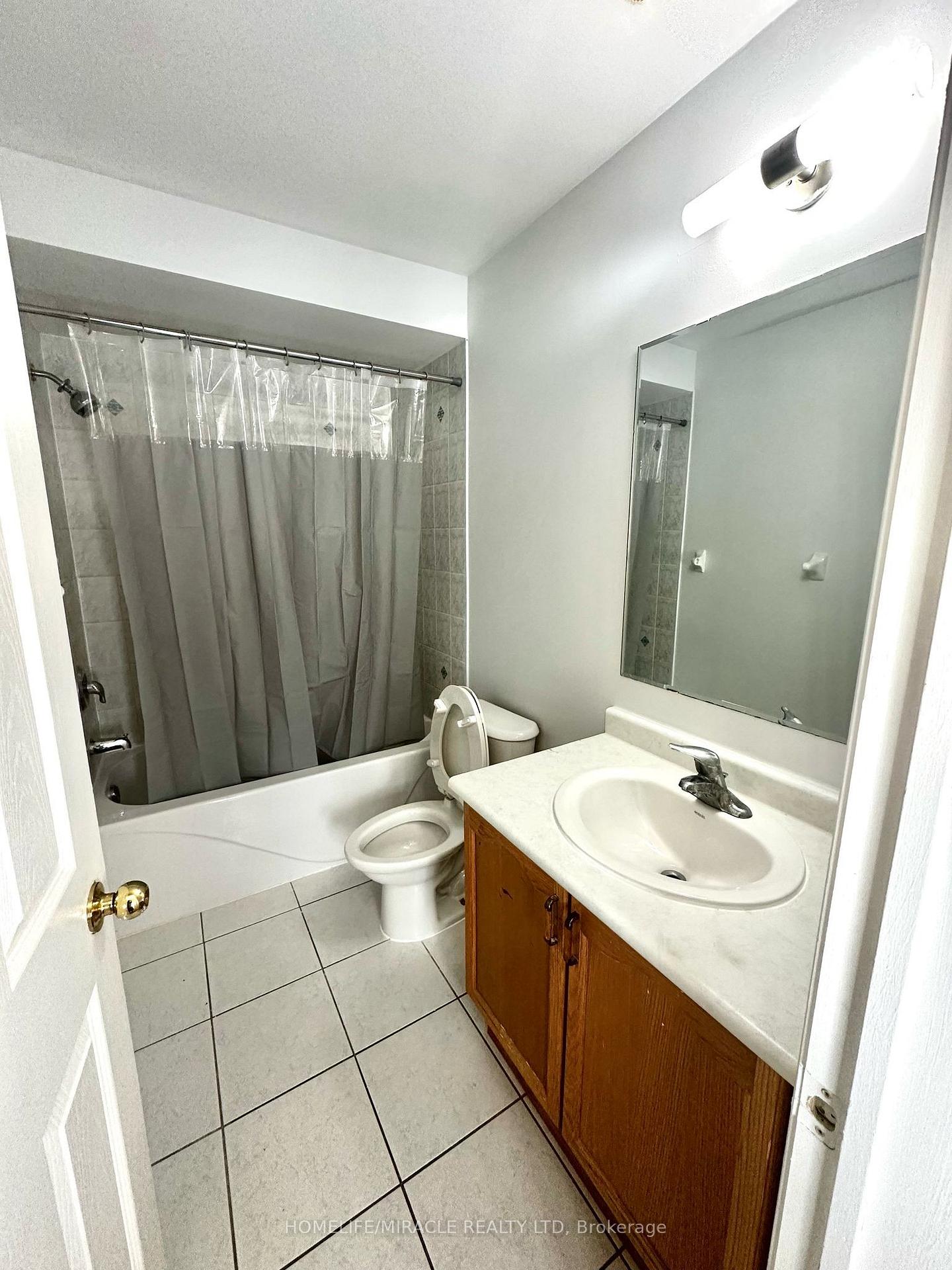 Photo 14 of 23 Webbford Street, Ajax, South West — HOMEH
