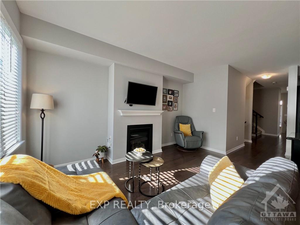 Photo 10 of 342 Sweetflag Street, Ottawa, Barrhaven - Longfields — HOMEH