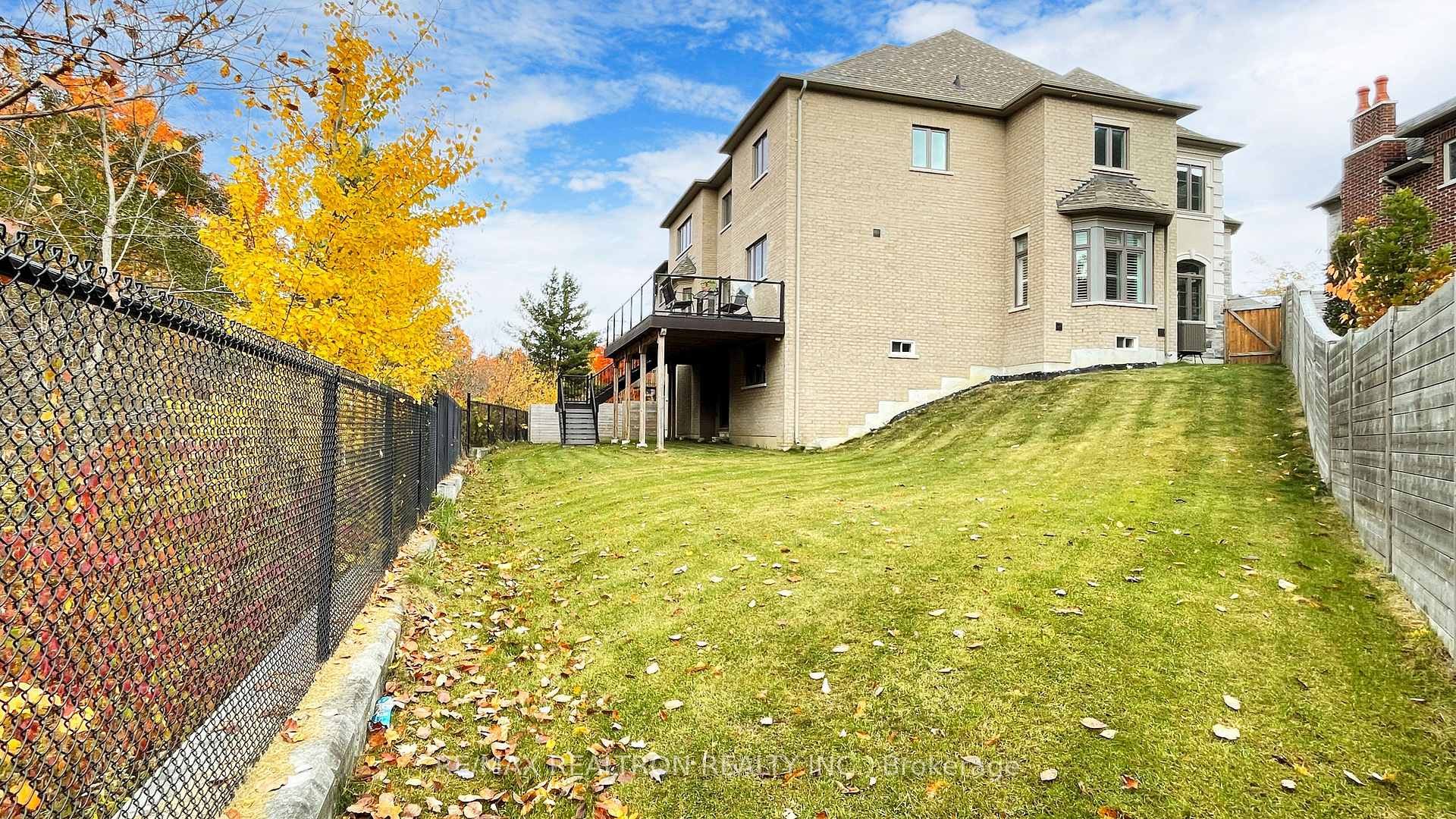 Photo 36 of 260 Stormont Trail, Vaughan, Vellore Village — HOMEH