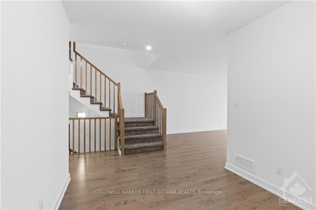 Photo 4 of 519 Corretto Place, Ottawa, Barrhaven - Heritage Park — HOMEH