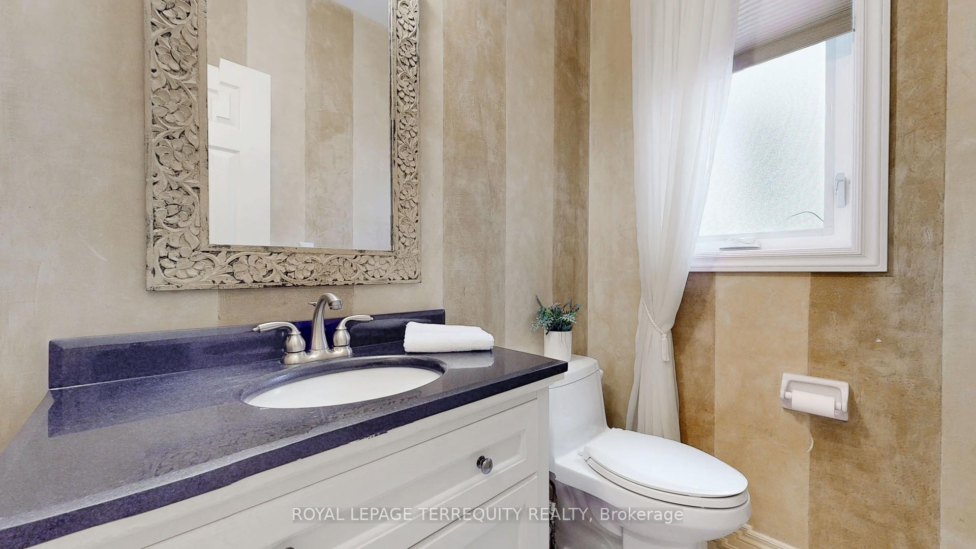 Photo 16 of 120 Guery Crescent, Vaughan, East Woodbridge — HOMEH