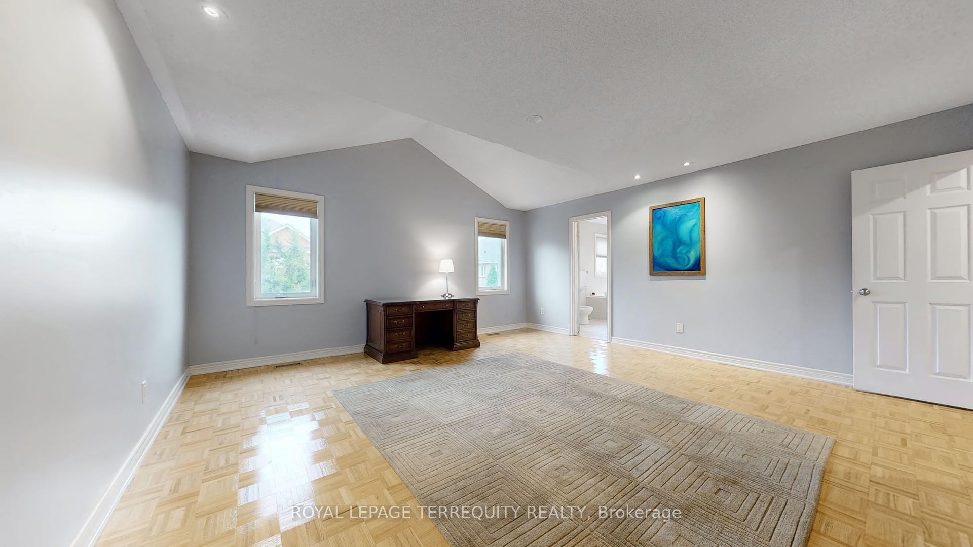 Photo 18 of 120 Guery Crescent, Vaughan, East Woodbridge — HOMEH