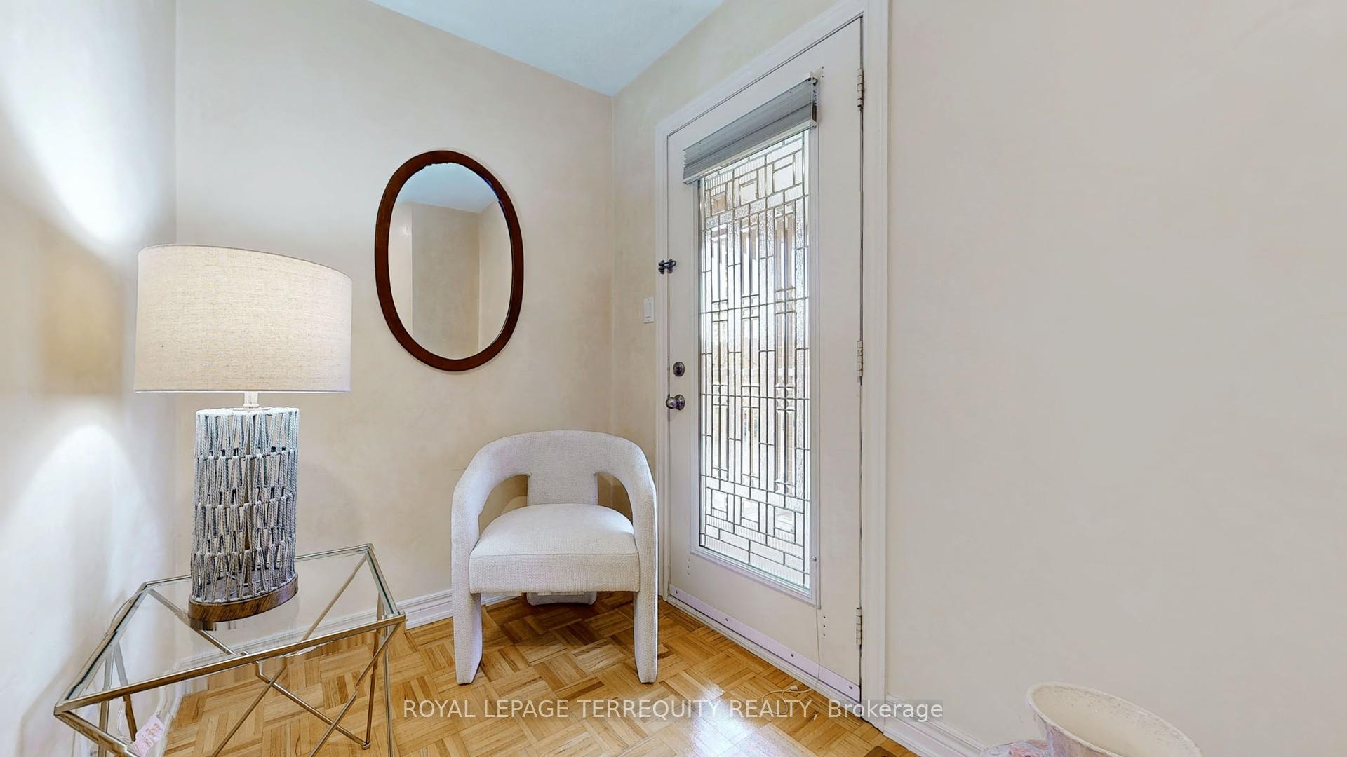 Photo 26 of 120 Guery Crescent, Vaughan, East Woodbridge — HOMEH