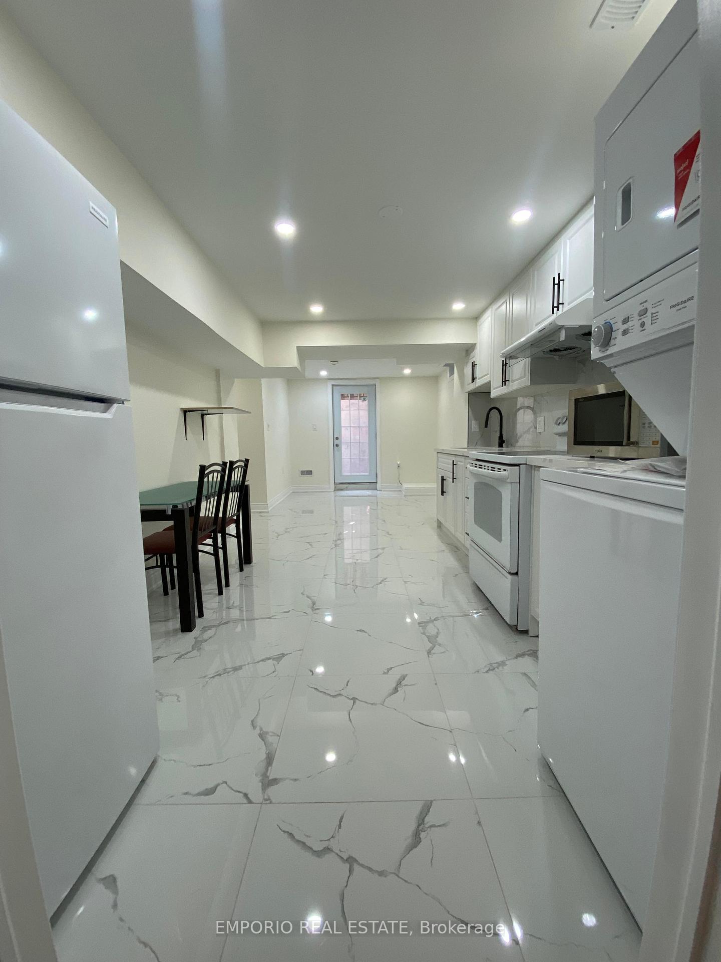 Front of Unit Basement, 49 Massey Street