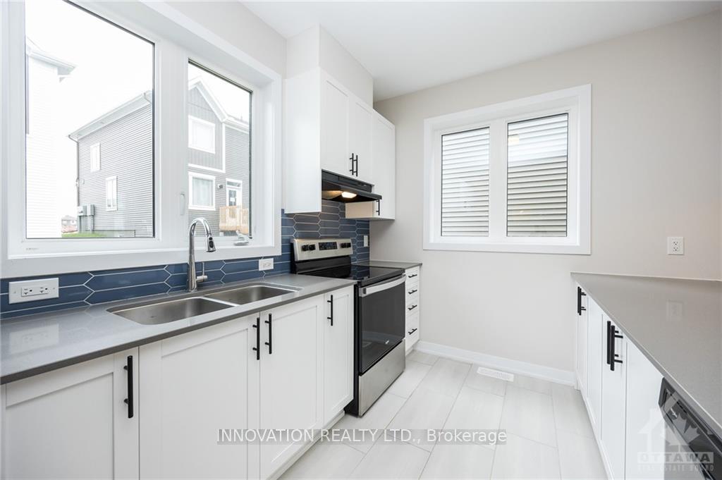 Photo 11 of 261 Surface Lane, Ottawa, Barrhaven - Half Moon Bay — HOMEH