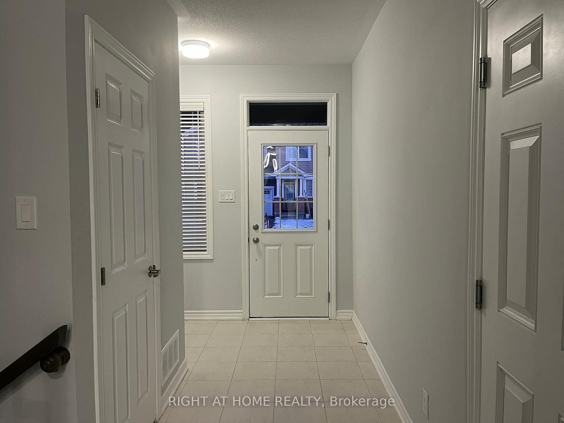 Photo 5 of 702 Perseus Avenue, Ottawa, Barrhaven - Half Moon Bay — HOMEH