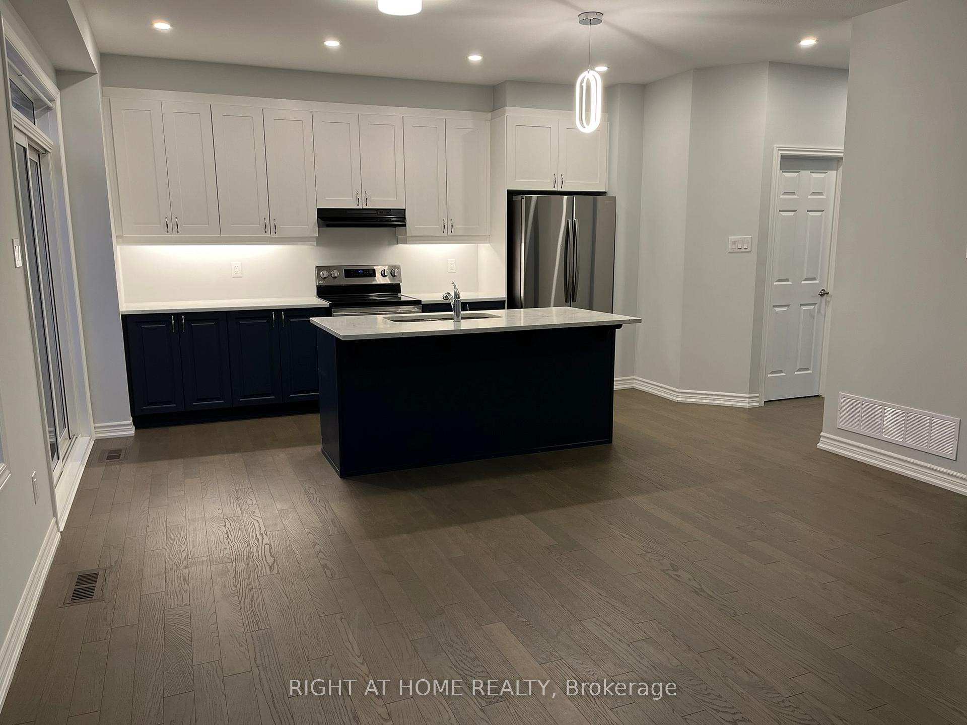 Photo 15 of 702 Perseus Avenue, Ottawa, Barrhaven - Half Moon Bay — HOMEH