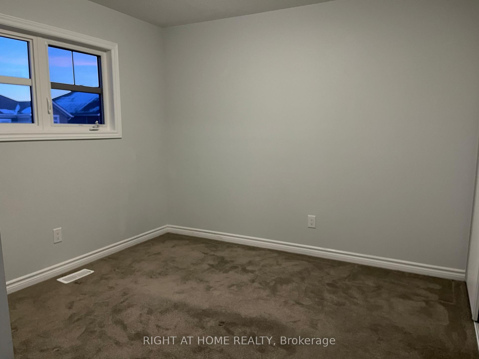 Photo 25 of 702 Perseus Avenue, Ottawa, Barrhaven - Half Moon Bay — HOMEH