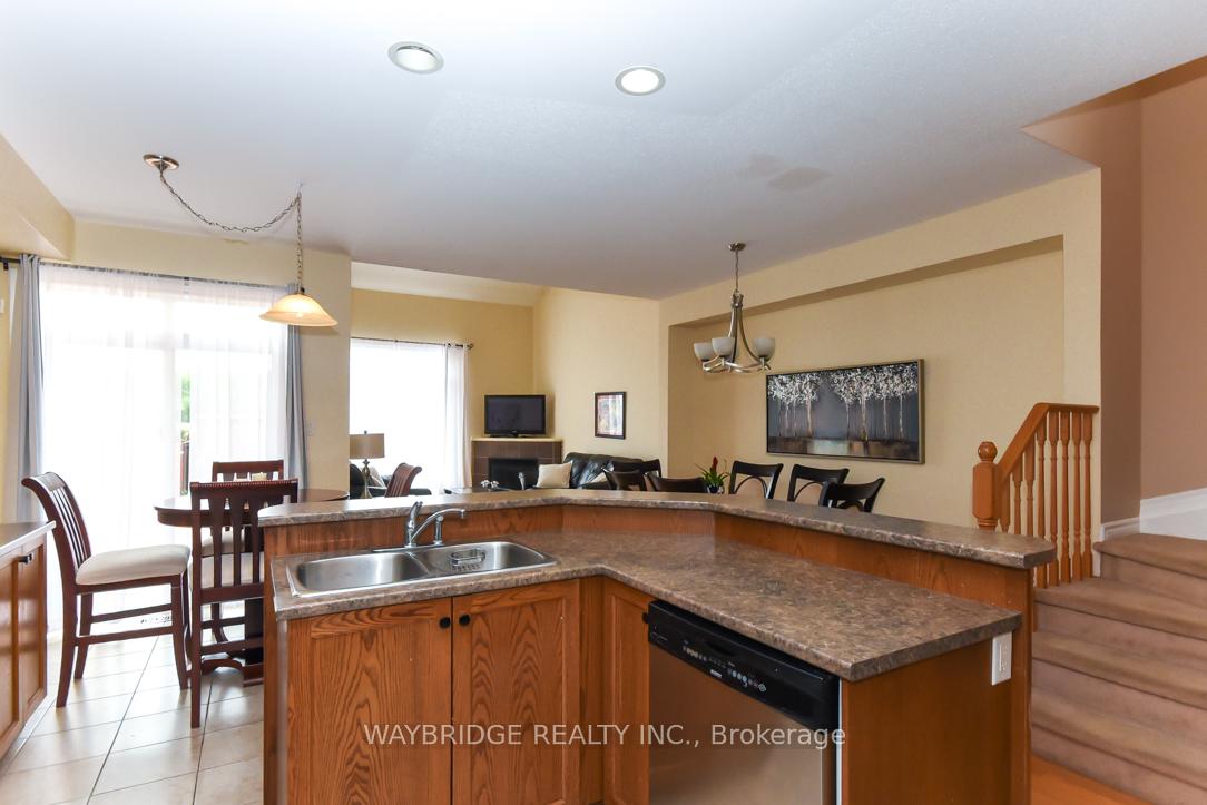 Photo 7 of 220 Jersey Tea Circle, Ottawa, Riverside South/Gloucester Glen — HOMEH
