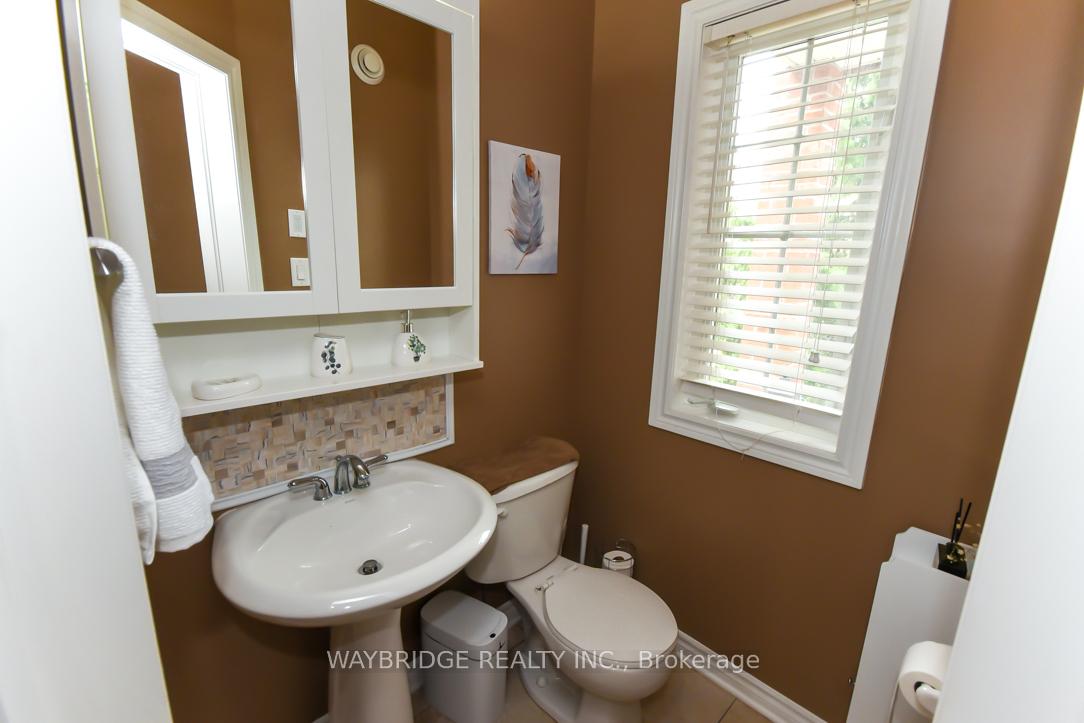 Photo 10 of 220 Jersey Tea Circle, Ottawa, Riverside South/Gloucester Glen — HOMEH