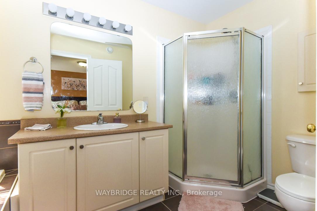 Photo 13 of 220 Jersey Tea Circle, Ottawa, Riverside South/Gloucester Glen — HOMEH