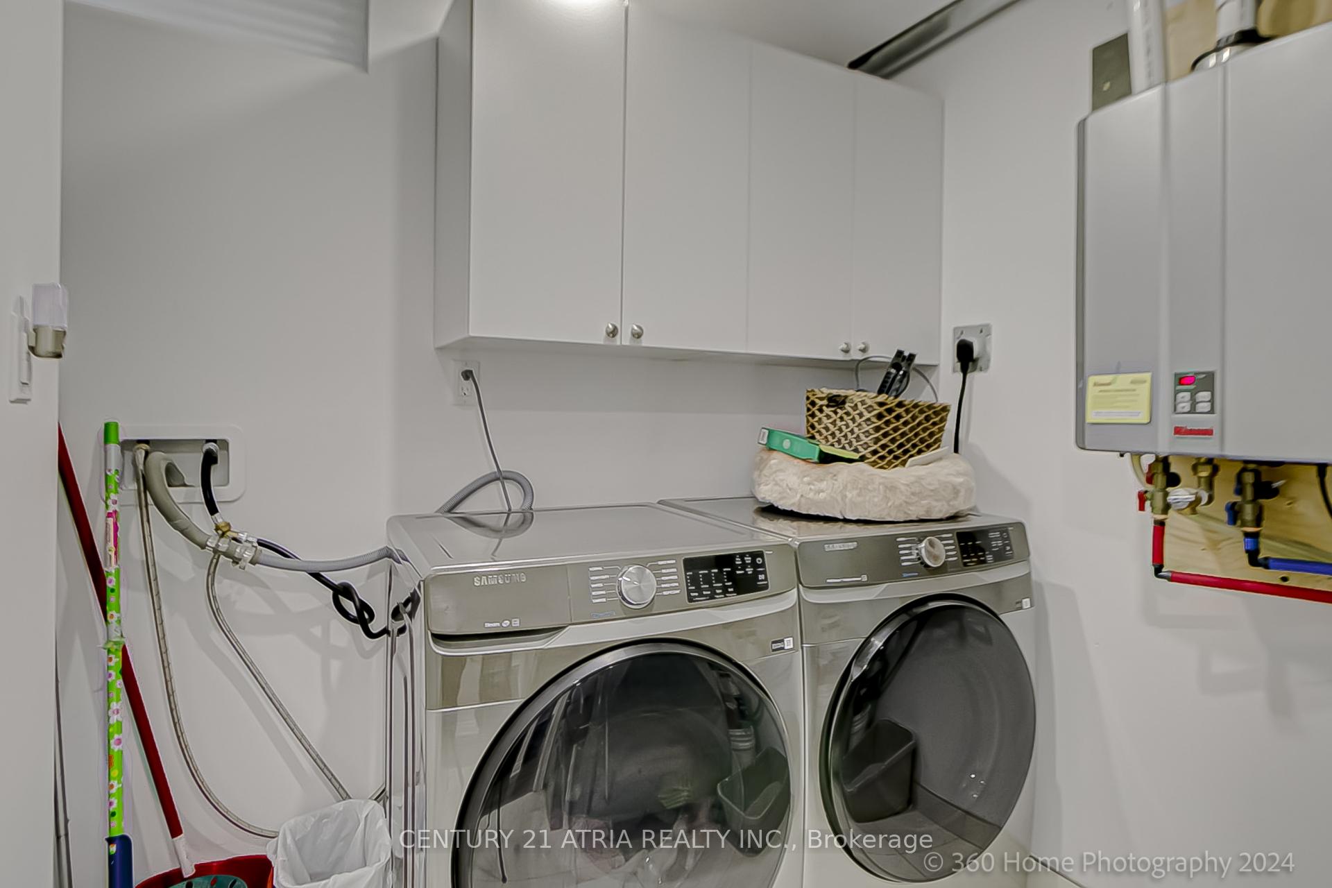 Photo 25 of 122 Denton Circle, Vaughan, Maple — HOMEH