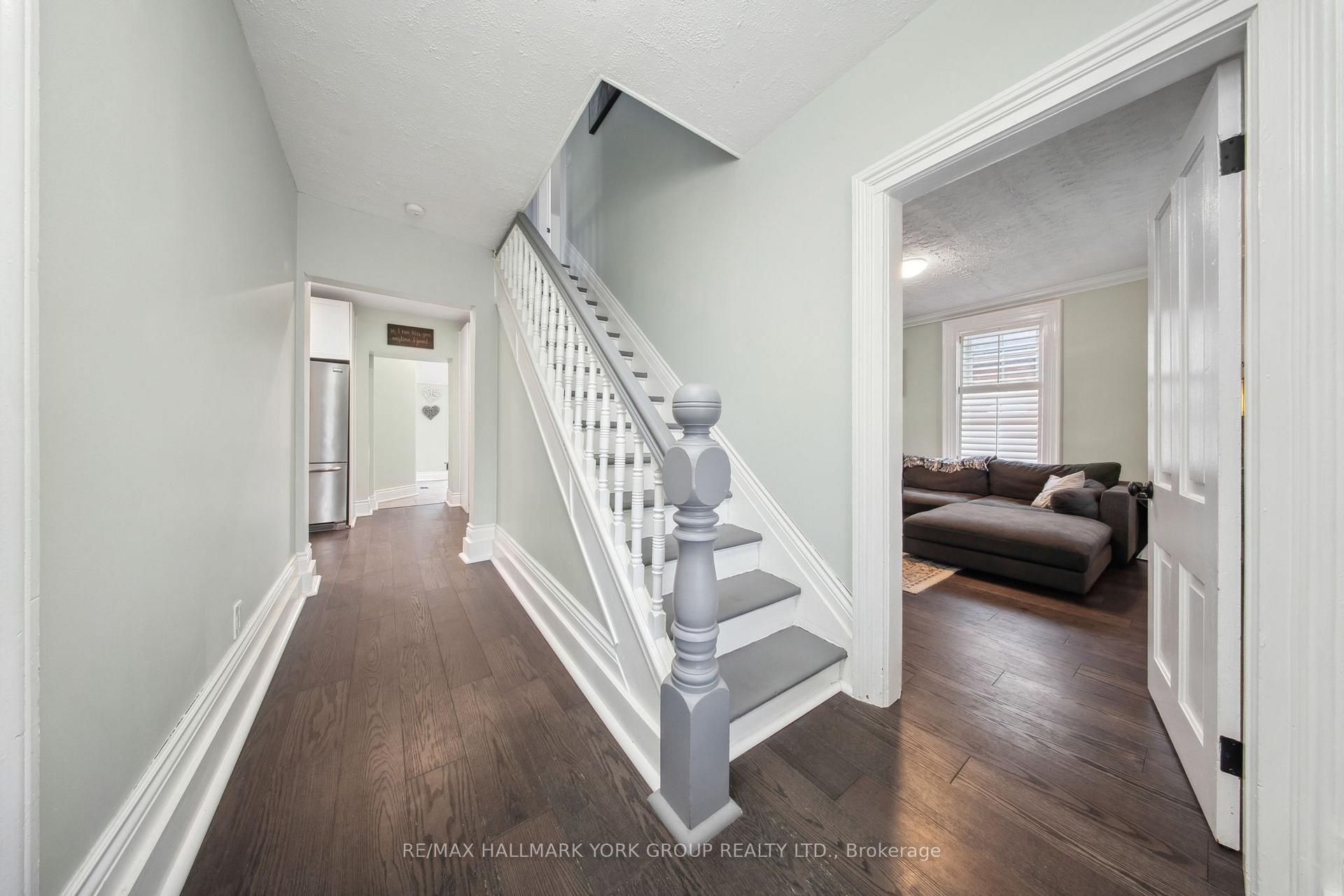 Photo 5 of 501 Simcoe Street, Brock, Beaverton — HOMEH