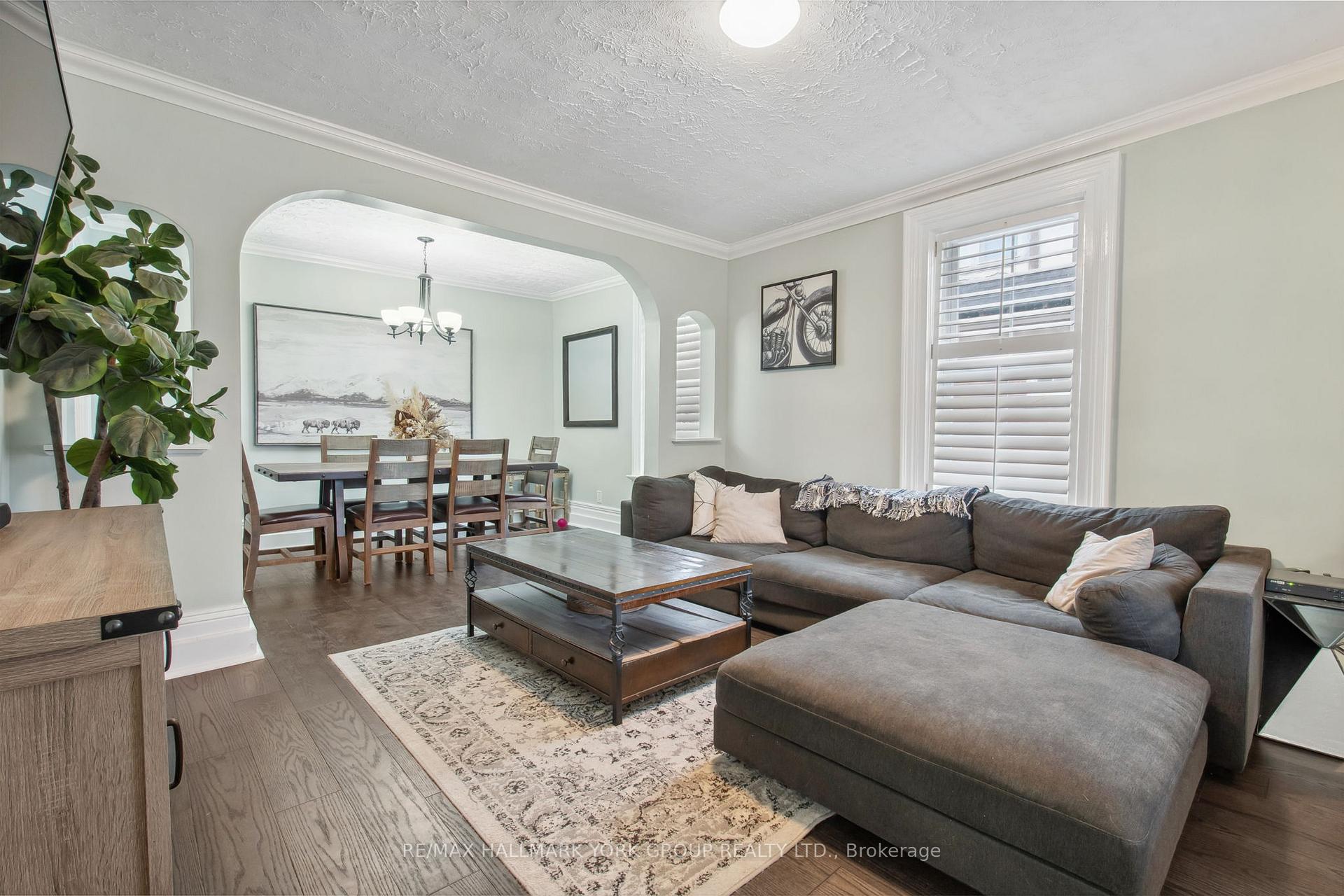 Photo 6 of 501 Simcoe Street, Brock, Beaverton — HOMEH