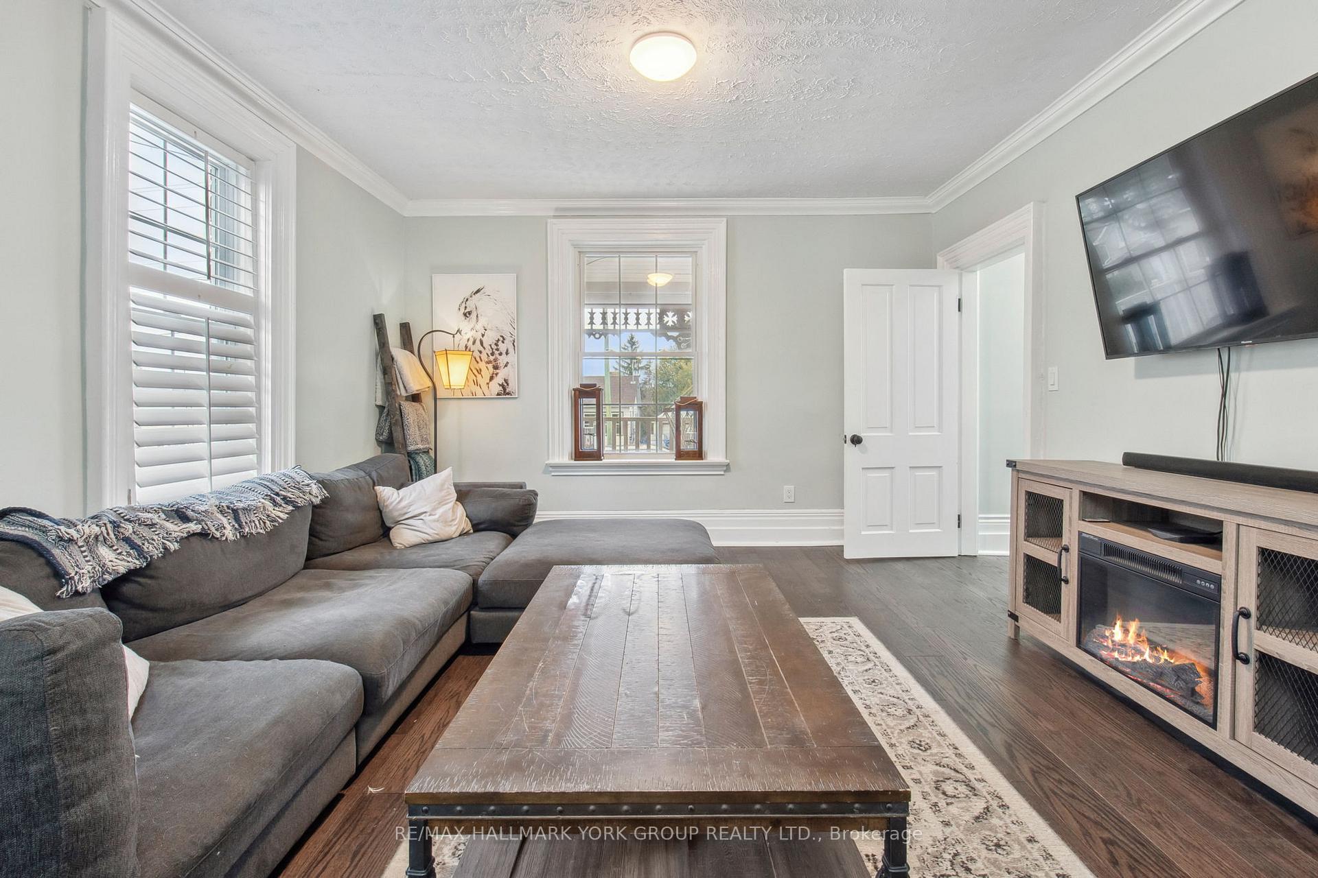 Photo 7 of 501 Simcoe Street, Brock, Beaverton — HOMEH