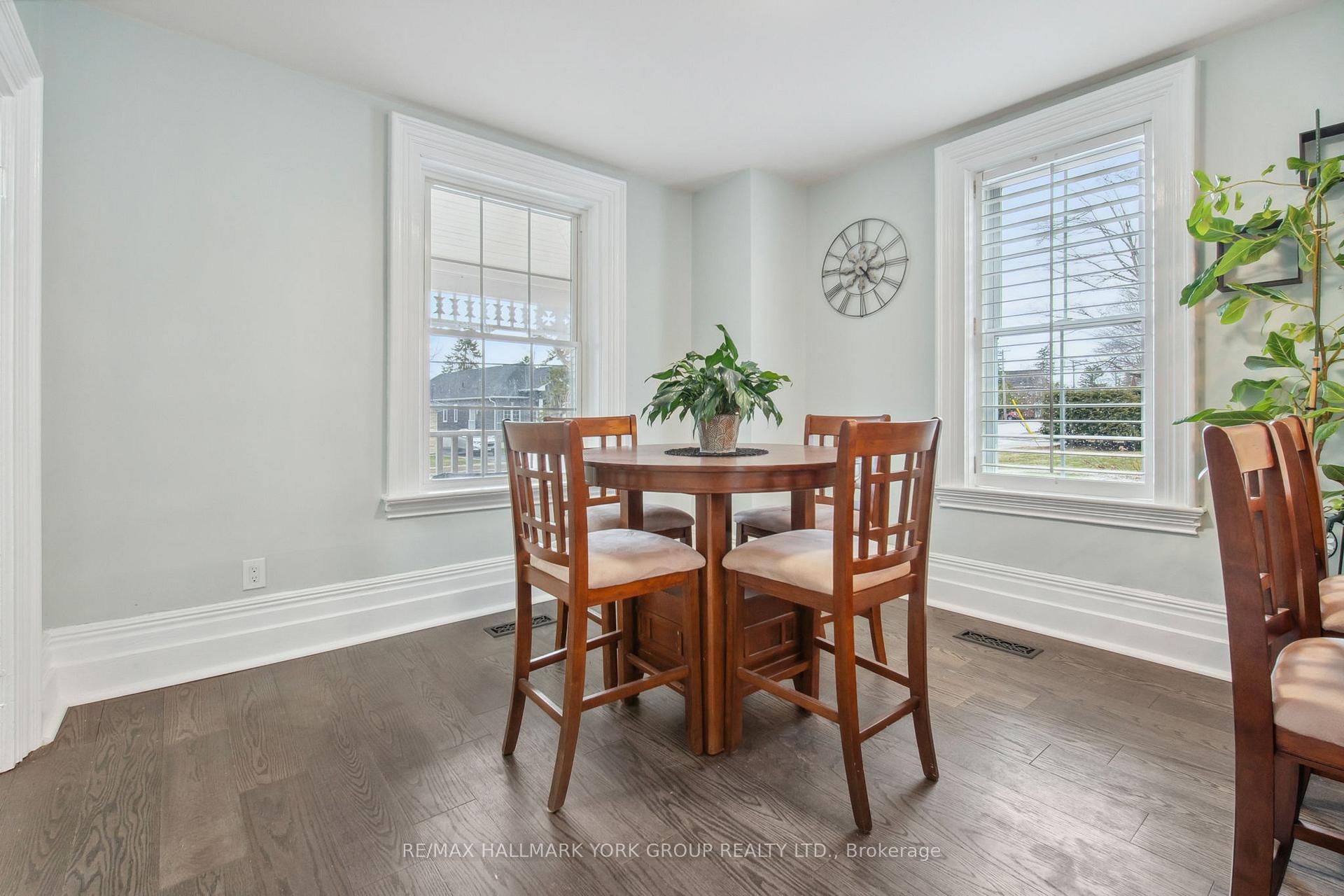 Photo 17 of 501 Simcoe Street, Brock, Beaverton — HOMEH