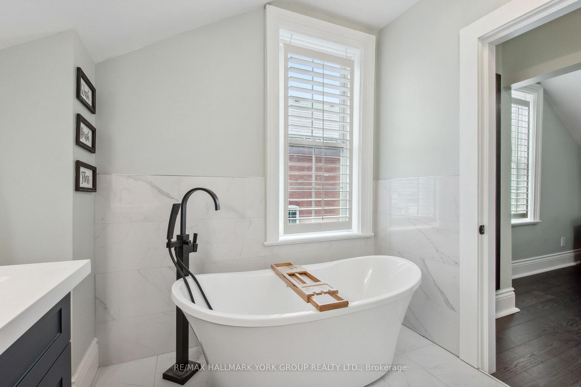 Photo 26 of 501 Simcoe Street, Brock, Beaverton — HOMEH