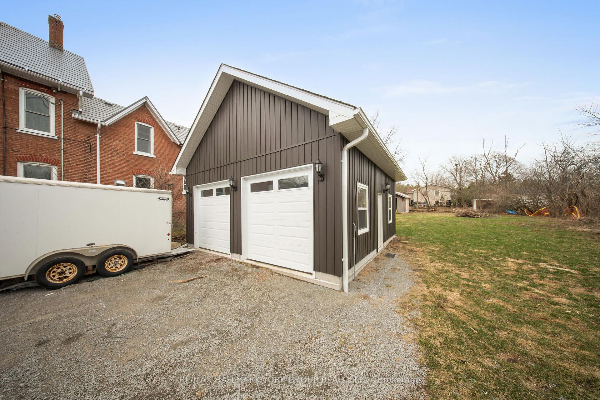 Photo 35 of 501 Simcoe Street, Brock, Beaverton — HOMEH