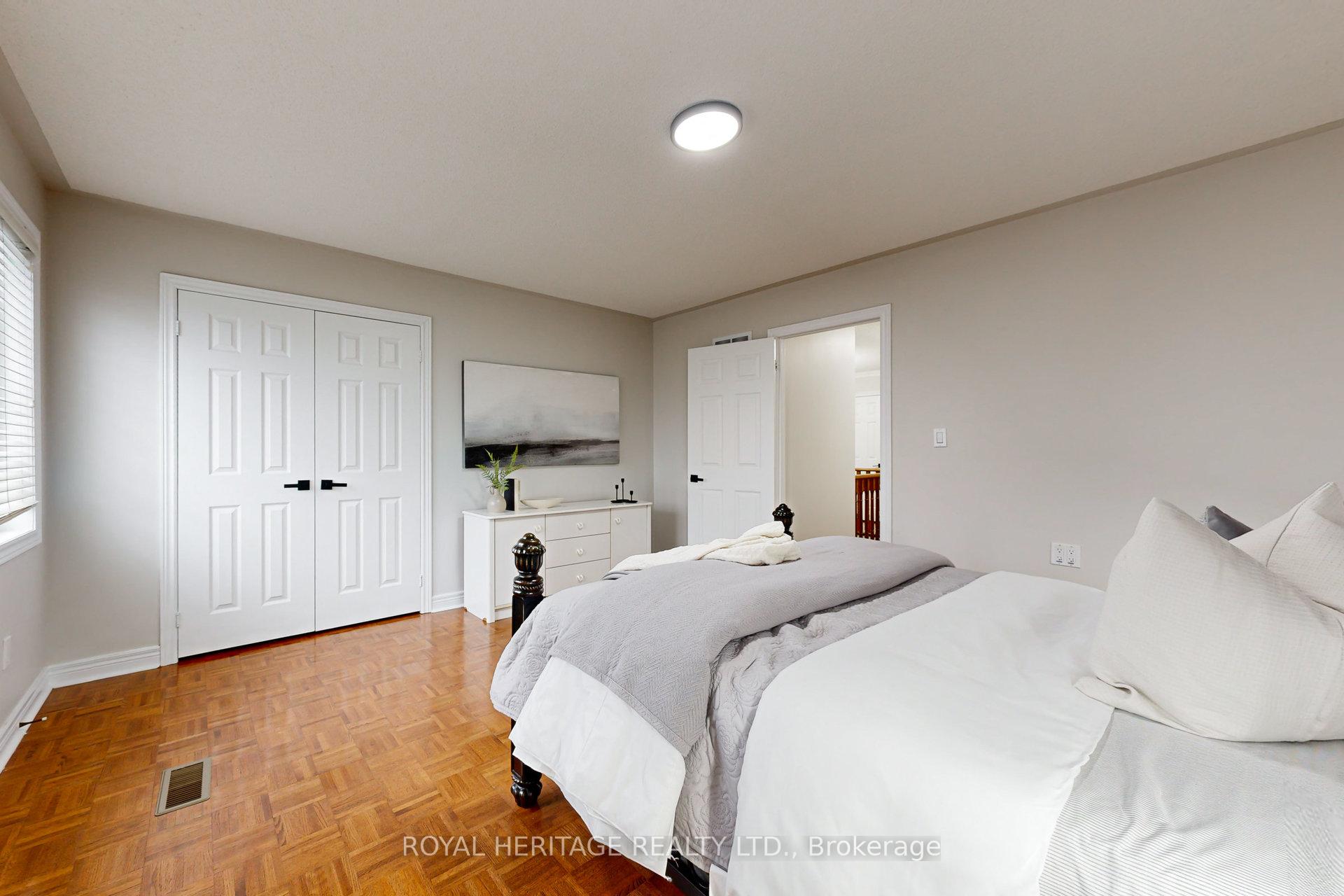 Photo 16 of 154 Queen Isabella Crescent, Vaughan, Vellore Village — HOMEH