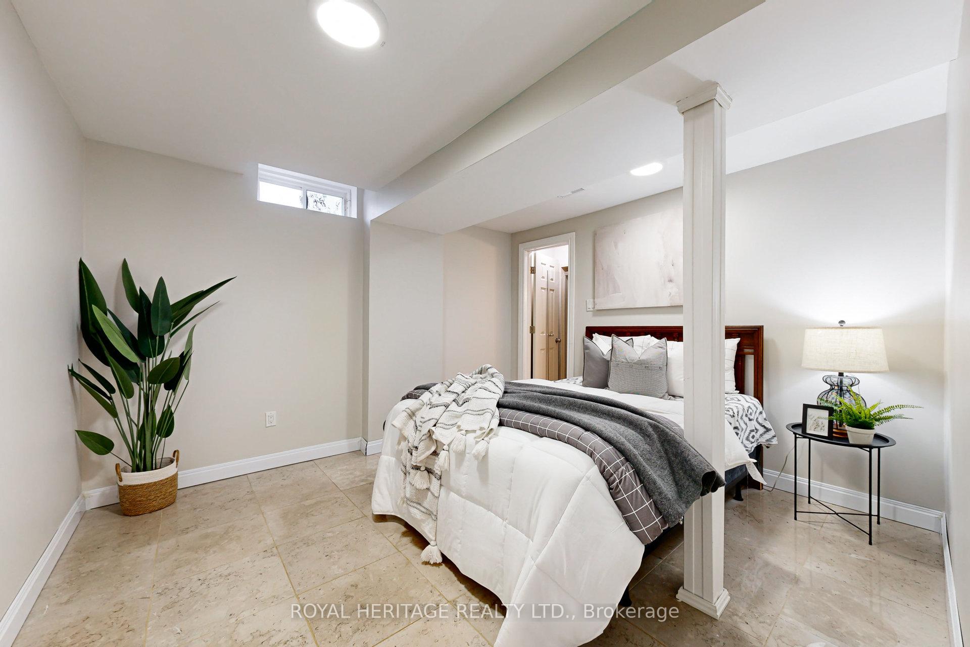 Photo 25 of 154 Queen Isabella Crescent, Vaughan, Vellore Village — HOMEH