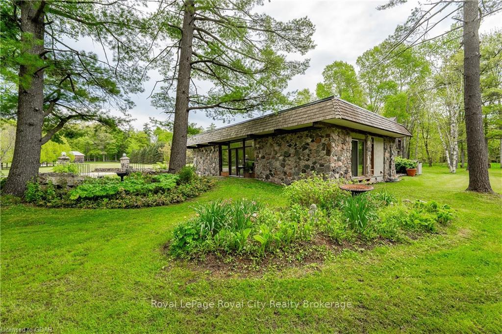 Photo 10 of 1159 Campbellville Road, Milton, Rural Milton West — HOMEH