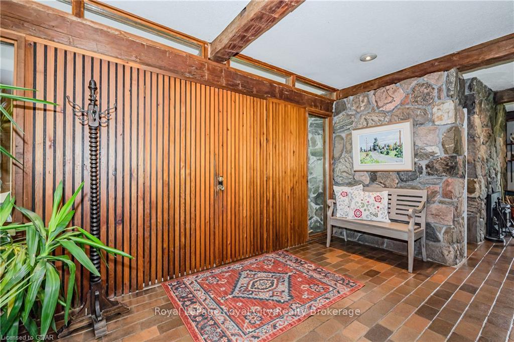 Photo 13 of 1159 Campbellville Road, Milton, Rural Milton West — HOMEH
