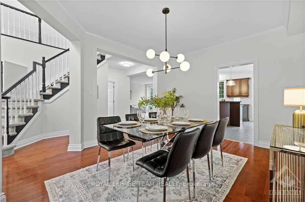 Photo 3 of 33 Silverthorn Court, Ottawa, Barrhaven - Stonebridge — HOMEH