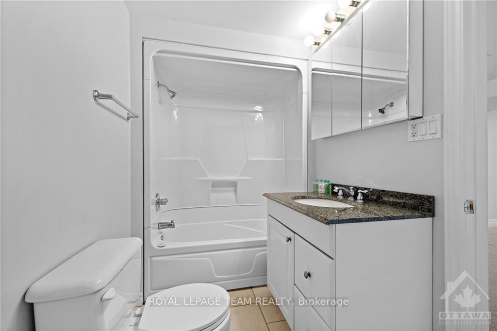 Photo 14 of 33 Silverthorn Court, Ottawa, Barrhaven - Stonebridge — HOMEH