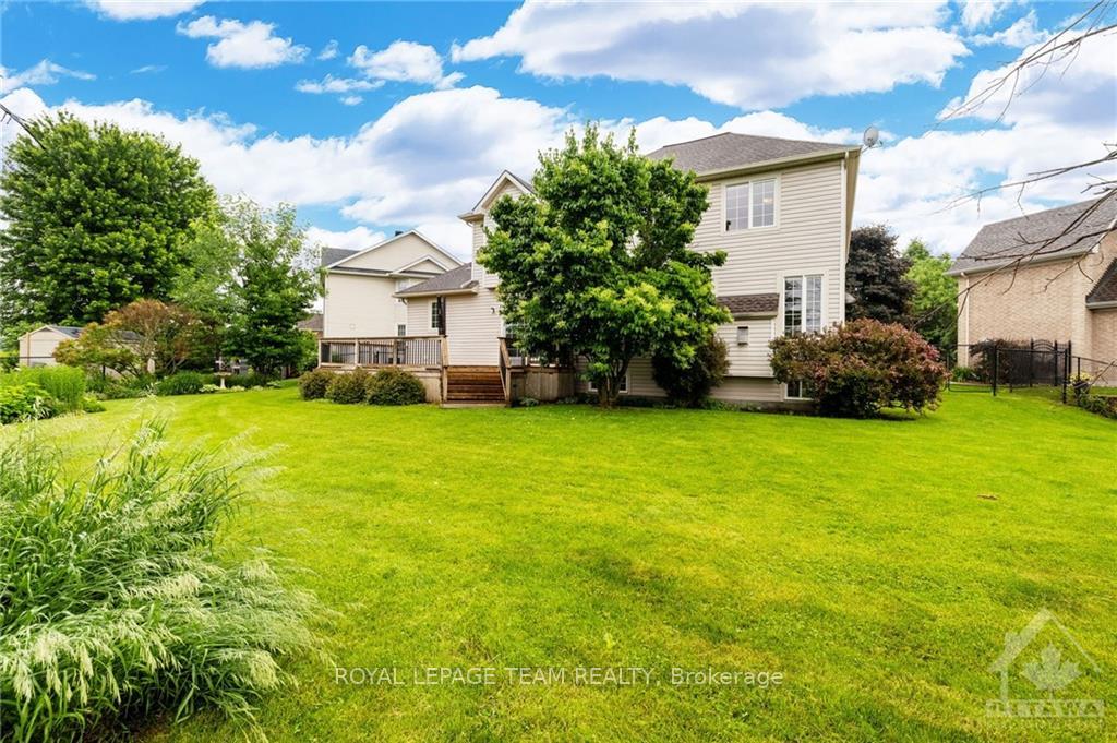 Photo 16 of 33 Silverthorn Court, Ottawa, Barrhaven - Stonebridge — HOMEH