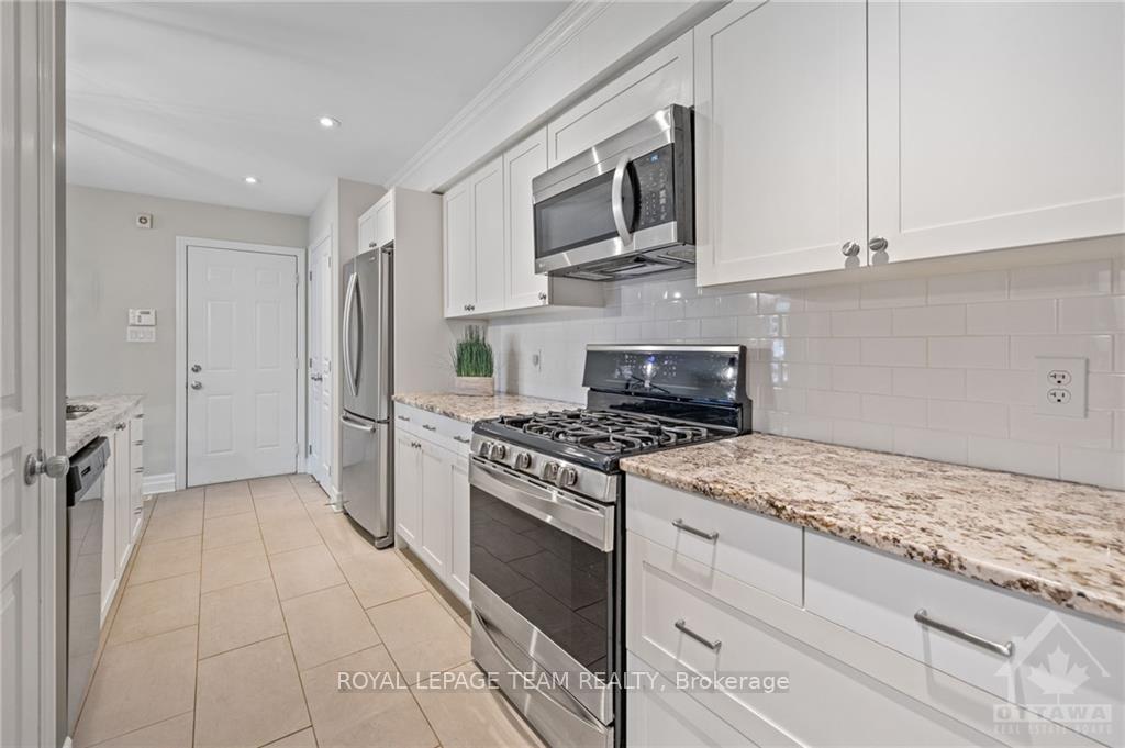 Photo 10 of 100 Urbancrest, Ottawa, Barrhaven - Stonebridge — HOMEH