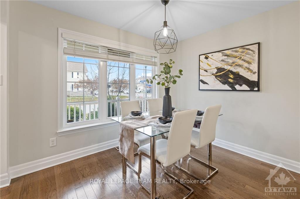 Photo 13 of 100 Urbancrest, Ottawa, Barrhaven - Stonebridge — HOMEH