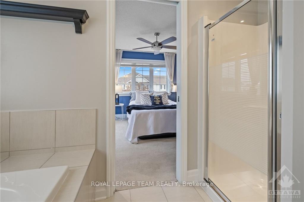 Photo 18 of 100 Urbancrest, Ottawa, Barrhaven - Stonebridge — HOMEH