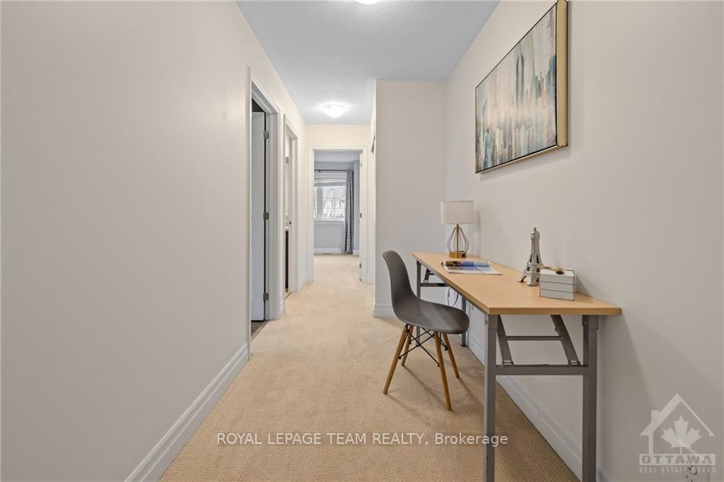Photo 19 of 100 Urbancrest, Ottawa, Barrhaven - Stonebridge — HOMEH