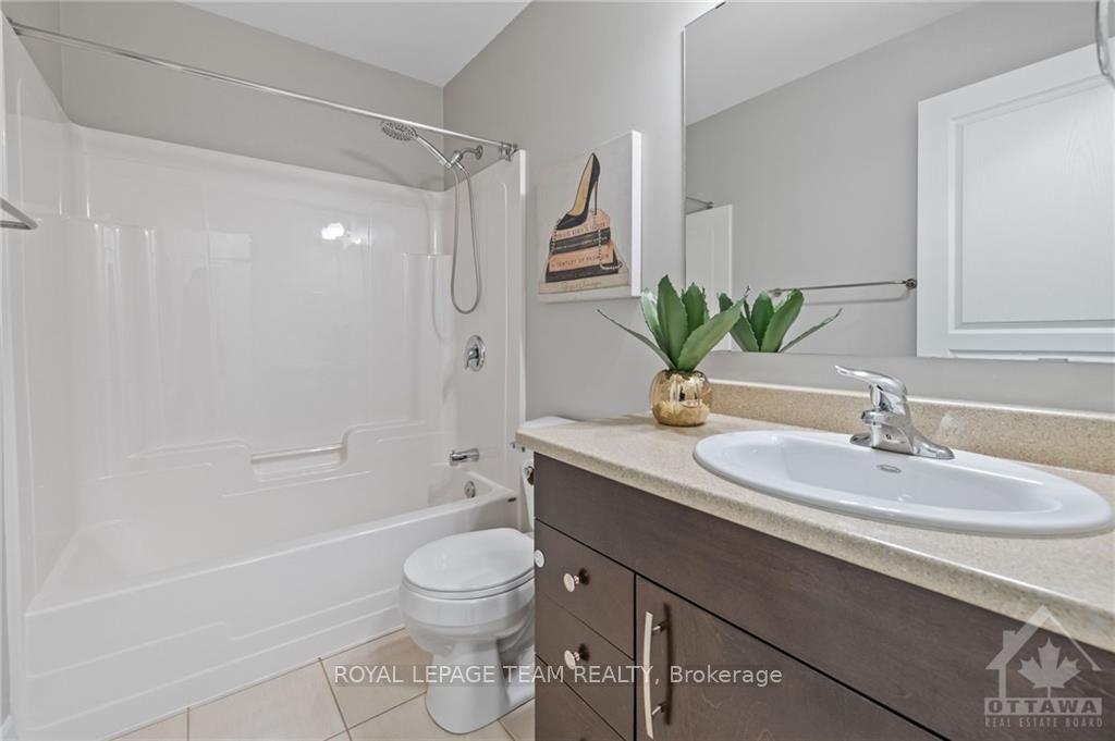 Photo 23 of 100 Urbancrest, Ottawa, Barrhaven - Stonebridge — HOMEH