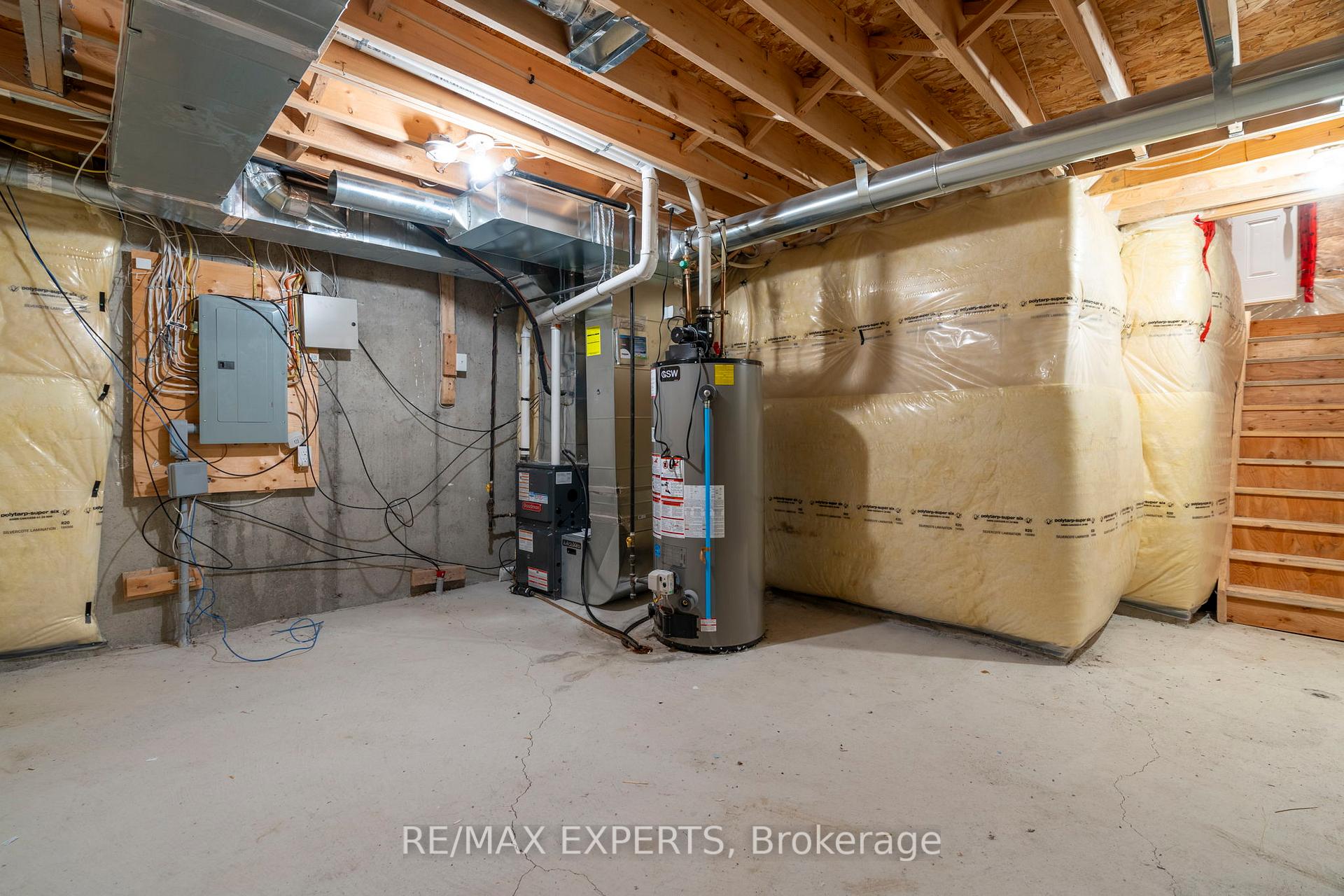 Photo 30 of Unit 16, 10 Porter Avenue W, Vaughan, West Woodbridge — HOMEH