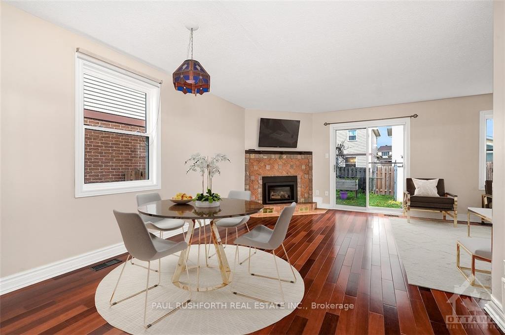 Photo 9 of 49 Foxfield Drive, Ottawa, Barrhaven - Knollsbrook — HOMEH
