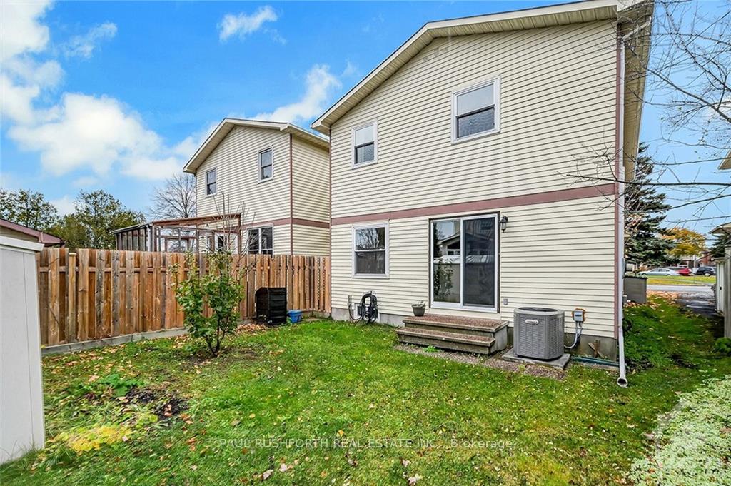 Photo 25 of 49 Foxfield Drive, Ottawa, Barrhaven - Knollsbrook — HOMEH