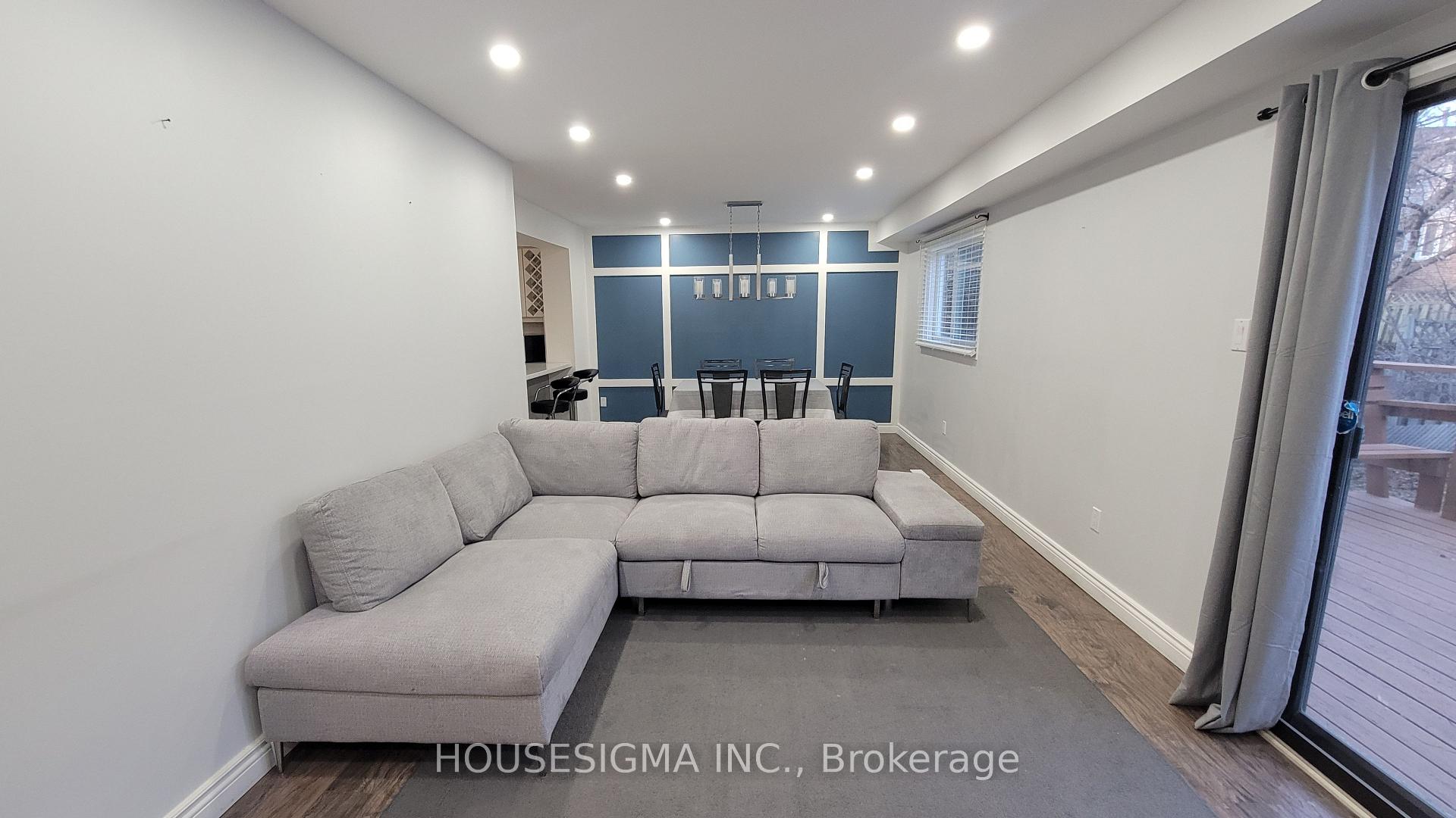 Photo 5 of 7 Wright Crescent, Ajax, Central — HOMEH