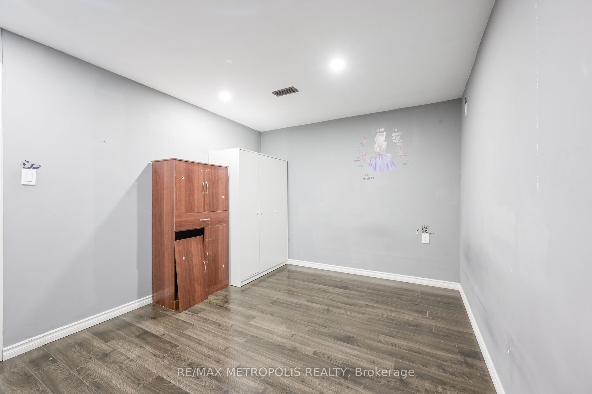 Photo 7 of Unit BSMT, 16 Giltspur Road, Brampton, Northwest Brampton — HOMEH