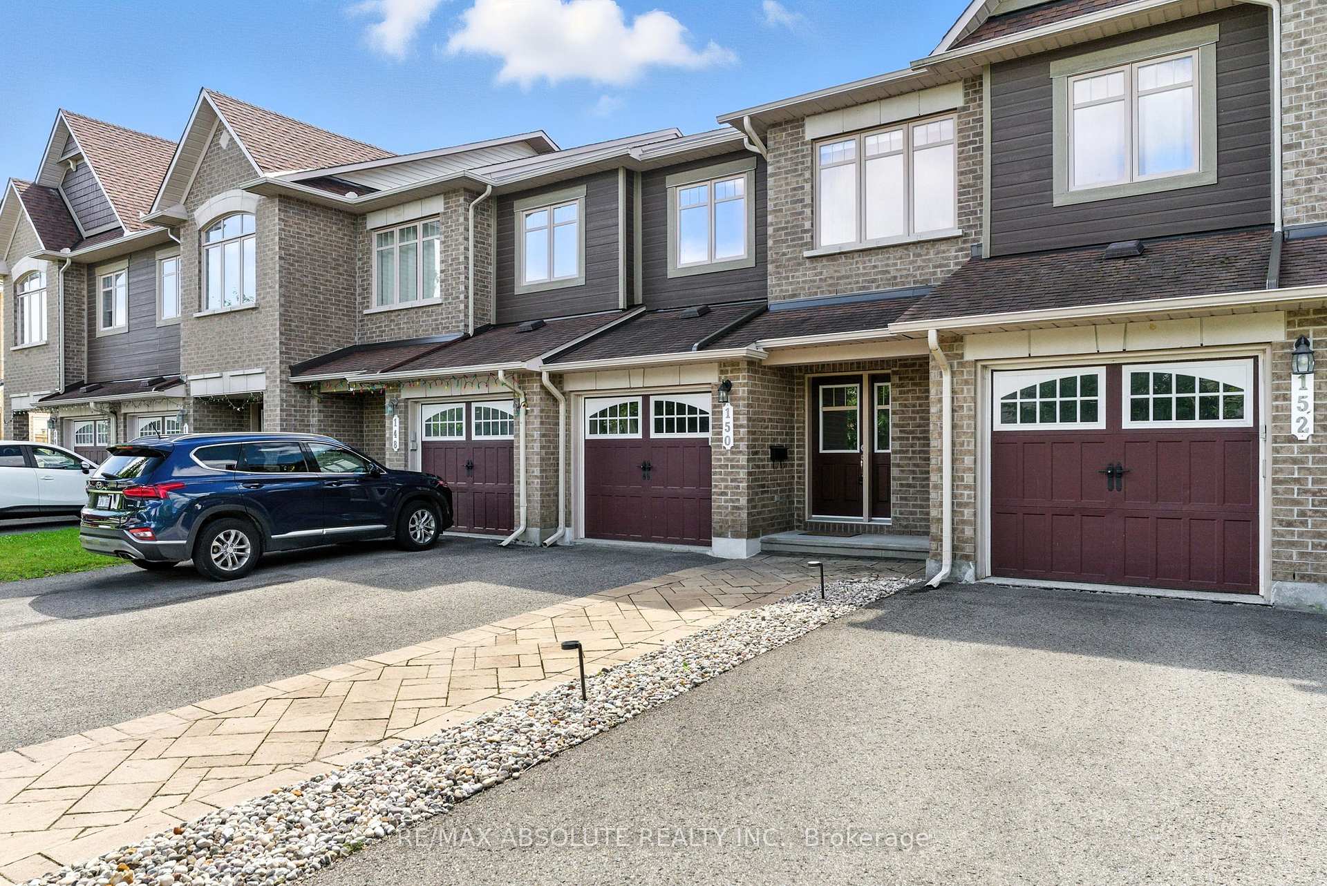 Photo 4 of 150 Garrity Crescent, Ottawa, Barrhaven - Strandherd — HOMEH