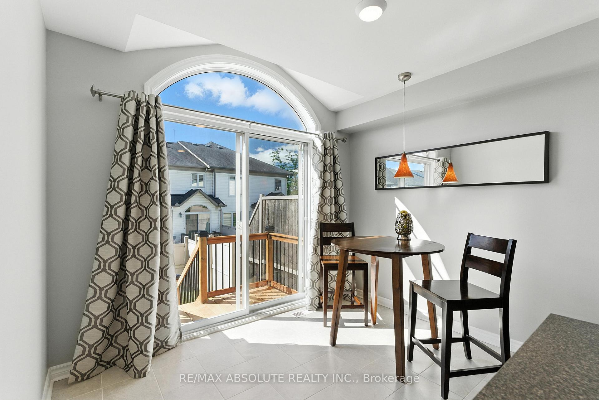 Photo 14 of 150 Garrity Crescent, Ottawa, Barrhaven - Strandherd — HOMEH