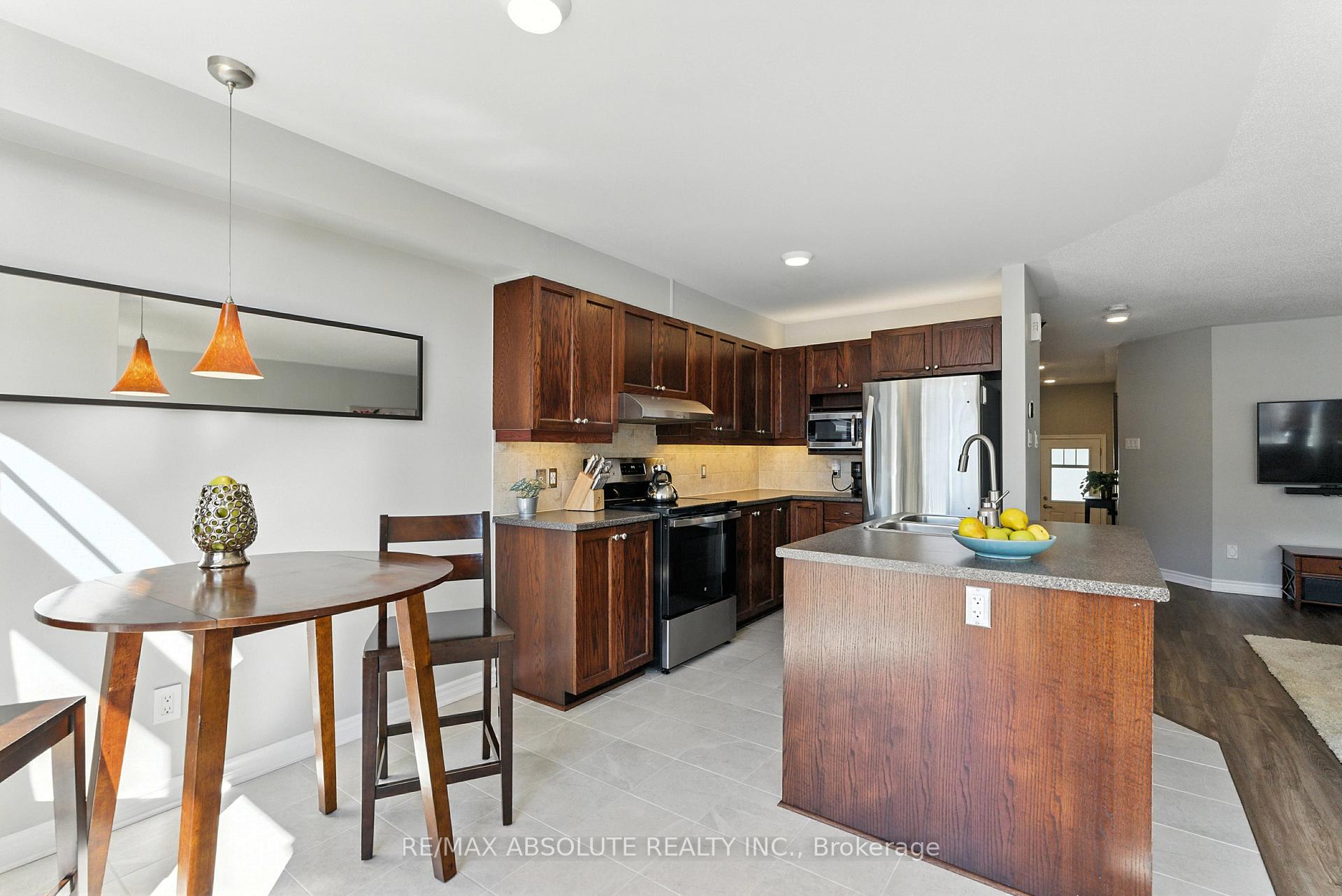 Photo 15 of 150 Garrity Crescent, Ottawa, Barrhaven - Strandherd — HOMEH