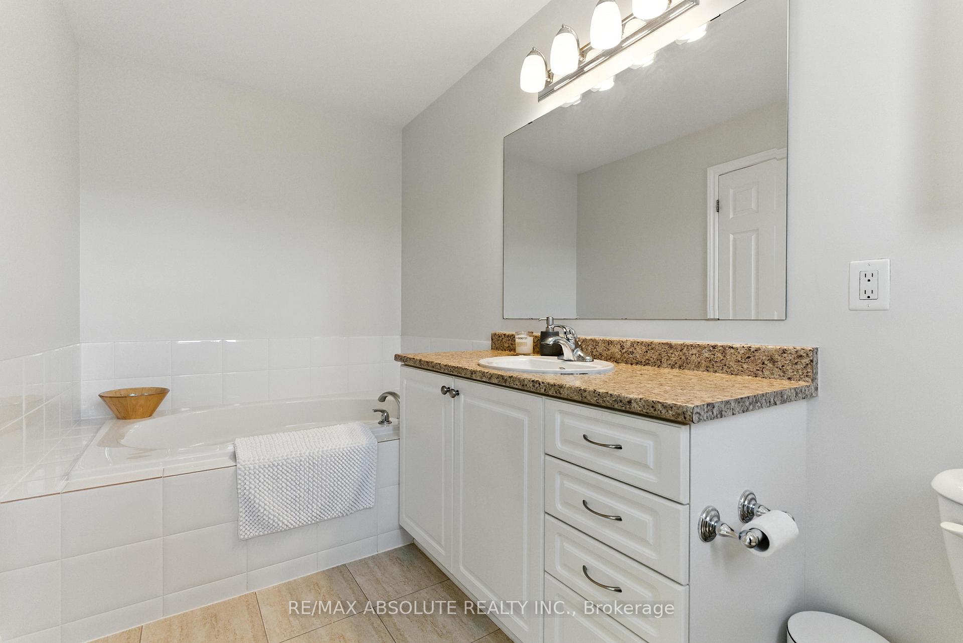 Photo 23 of 150 Garrity Crescent, Ottawa, Barrhaven - Strandherd — HOMEH