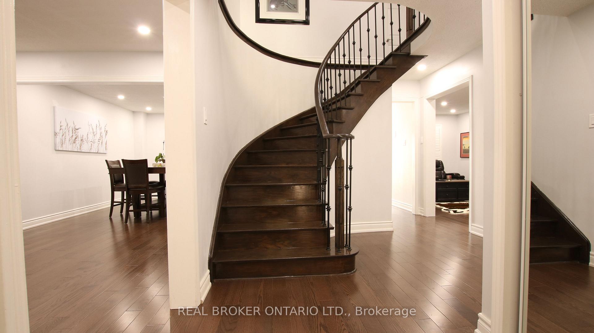 Photo 3 of 3 Phelps Drive, Brampton, Northwood Park — HOMEH