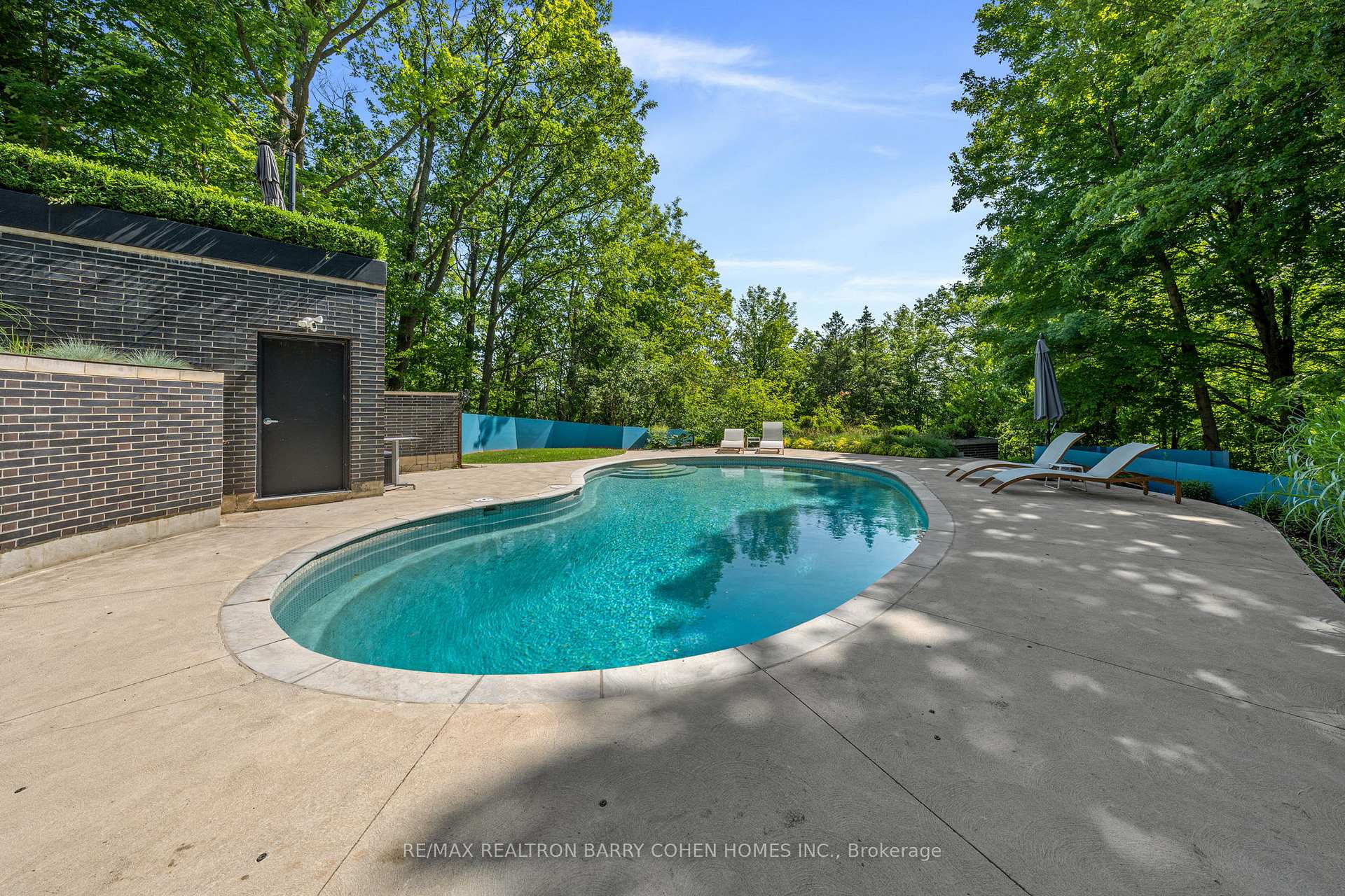 Photo 5 of 10320 Pine Valley Drive, Vaughan, Vellore Village — HOMEH