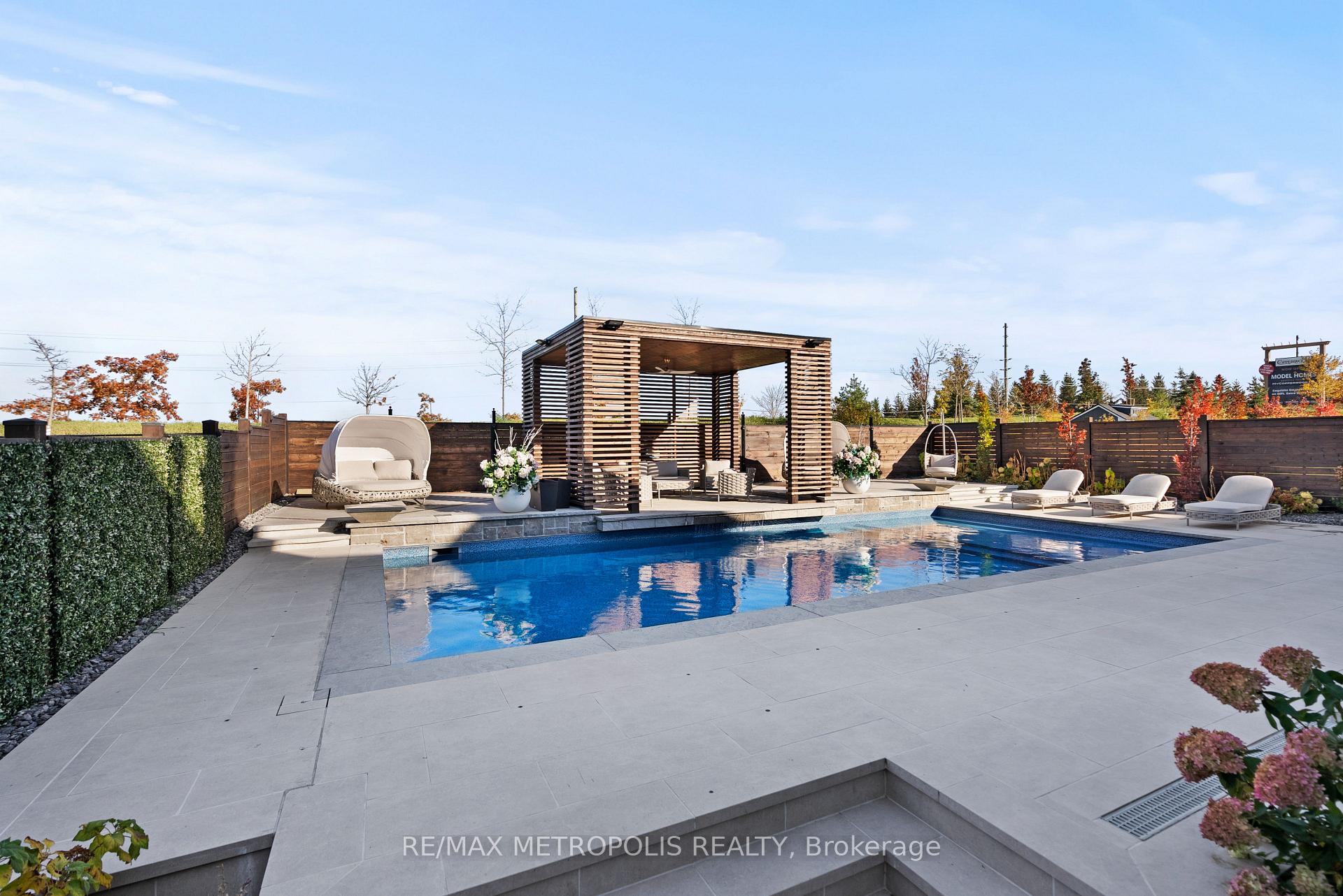 Photo 54 of 129 Endless Circle, Vaughan, Kleinburg — HOMEH